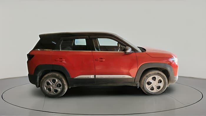 2023 Maruti BREZZA LXI S- CNG, CNG, Manual, 76,863 km, exterior