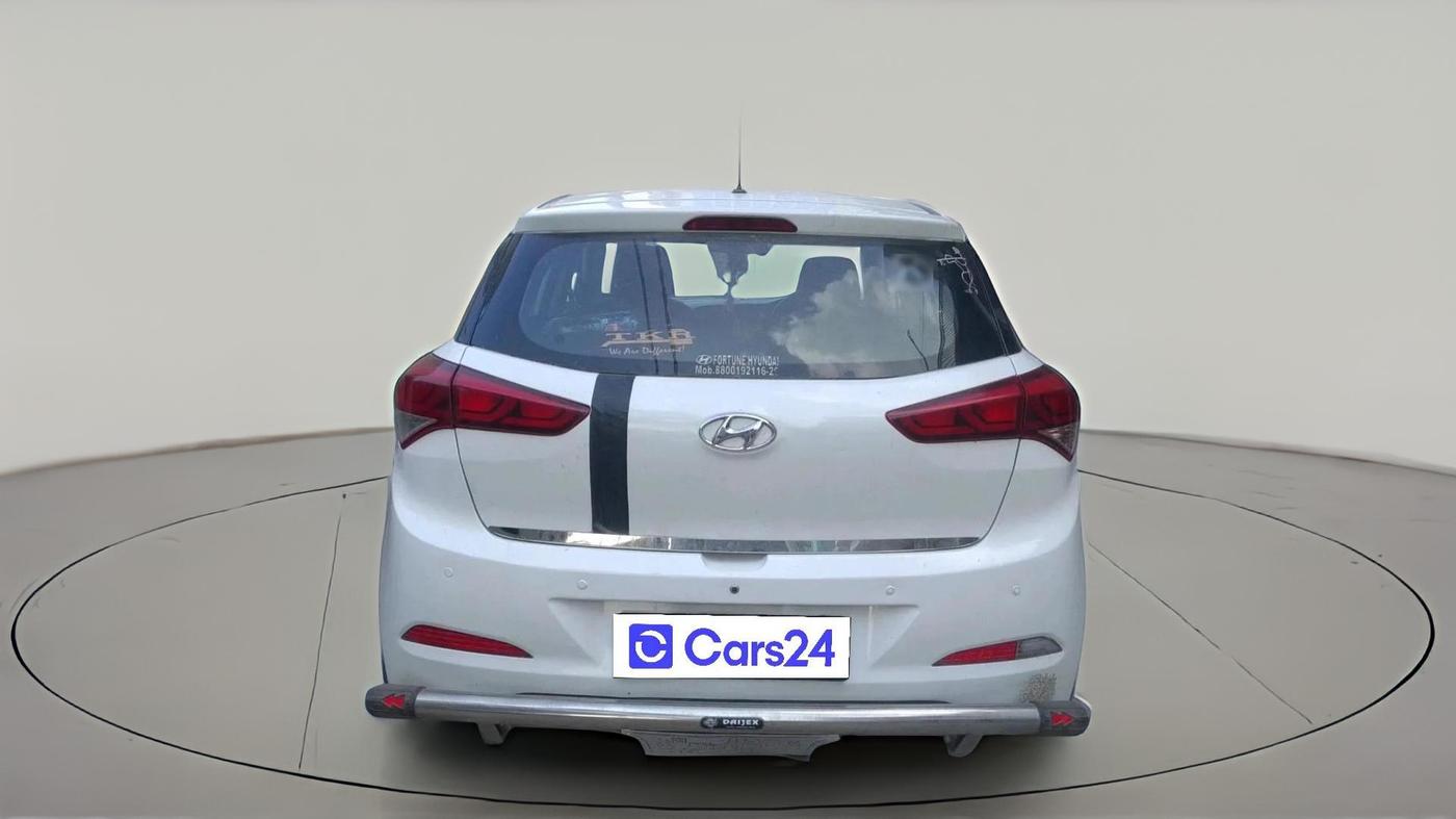 2017 Hyundai Elite i20 MAGNA EXECUTIVE 1.2, CNG, Manual, 1,82,591 km, exterior