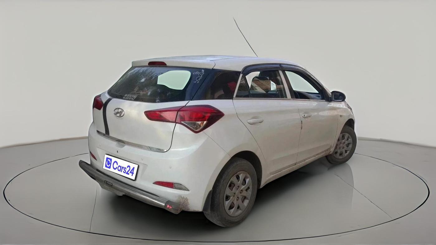 2017 Hyundai Elite i20 MAGNA EXECUTIVE 1.2, CNG, Manual, 1,82,591 km, exterior