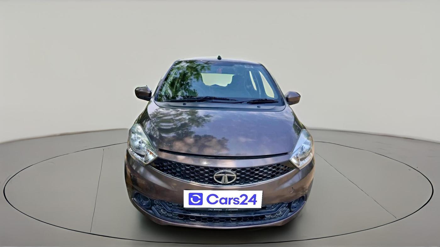 2017 Tata Tiago XT PETROL, Petrol, Manual, 27,900 km, exterior