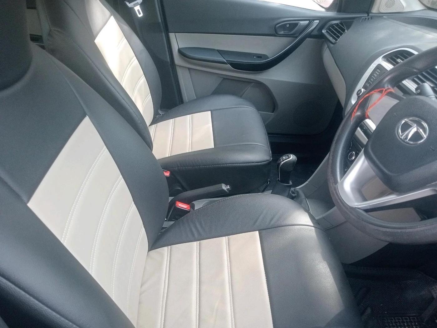 2017 Tata Tiago XT PETROL, Petrol, Manual, 27,900 km, interior