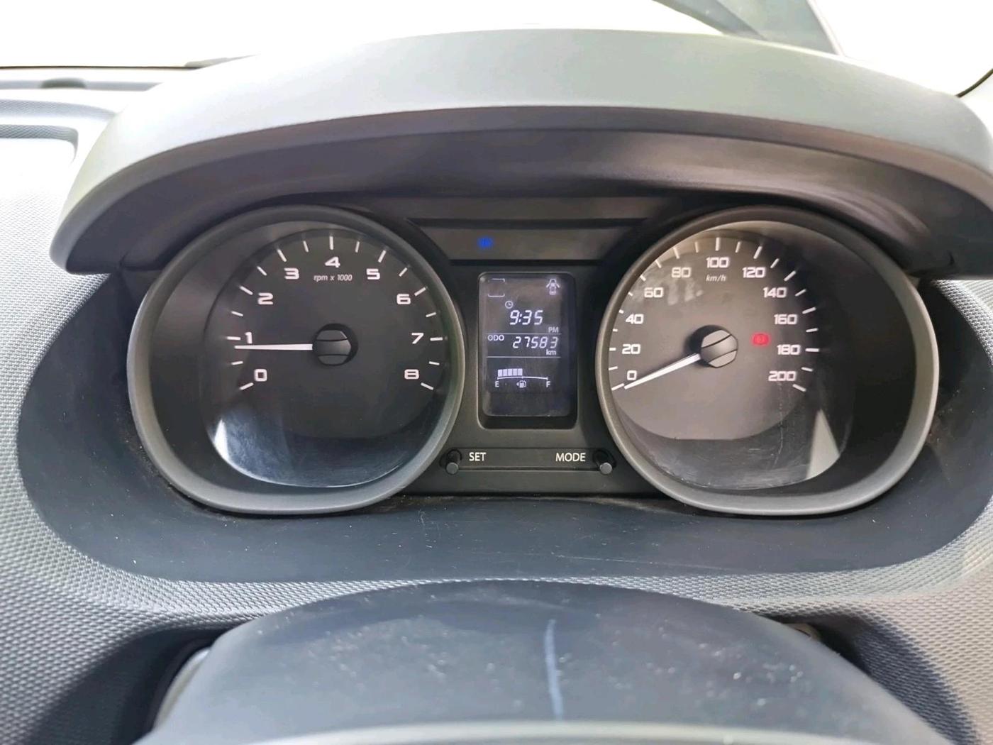 2017 Tata Tiago XT PETROL, Petrol, Manual, 27,900 km, interior