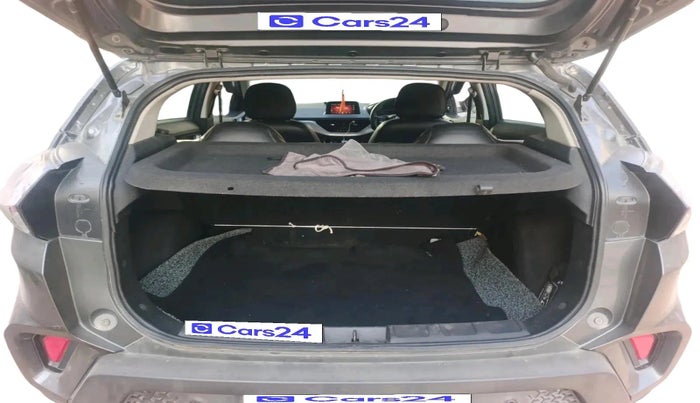 2022 Tata NEXON XM PLUS SUNROOF PETROL, Petrol, Manual, 1,02,297 km, exterior