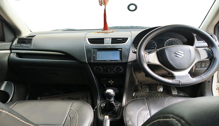 2014 Maruti Swift VXI, Petrol, Manual, 1,04,123 km, interior