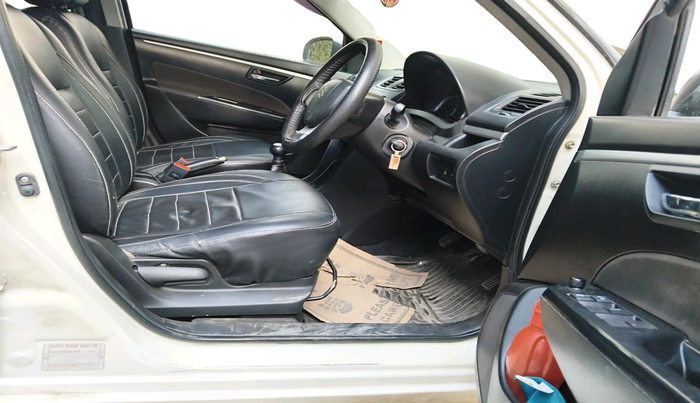 2014 Maruti Swift VXI, Petrol, Manual, 1,04,123 km, interior