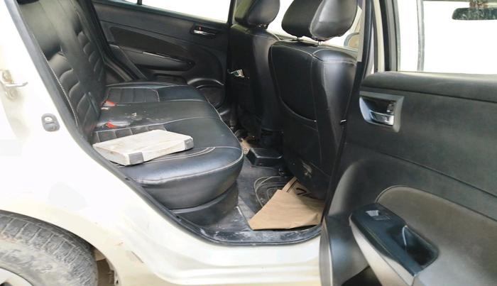 2014 Maruti Swift VXI, Petrol, Manual, 1,04,123 km, interior