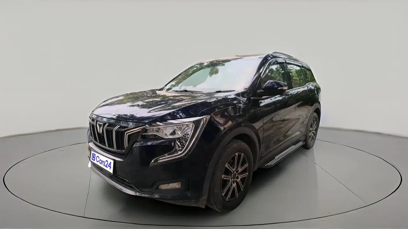2023 Mahindra XUV700 AX 7 LUXURY D AT 7 STR, Diesel, Automatic, 51,485 km, exterior