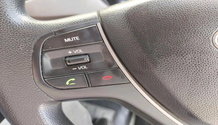 2017 Hyundai Elite i20 SPORTZ 1.2, Petrol, Manual, 1,25,542 km, interior