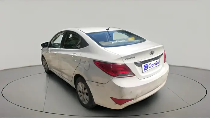 2015 Hyundai Verna FLUIDIC 4S 1.6 VTVT S, Petrol, Manual, 77,847 km, exterior