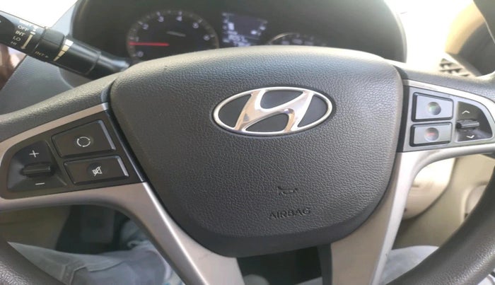 2015 Hyundai Verna FLUIDIC 4S 1.6 VTVT S, Petrol, Manual, 77,846 km, interior