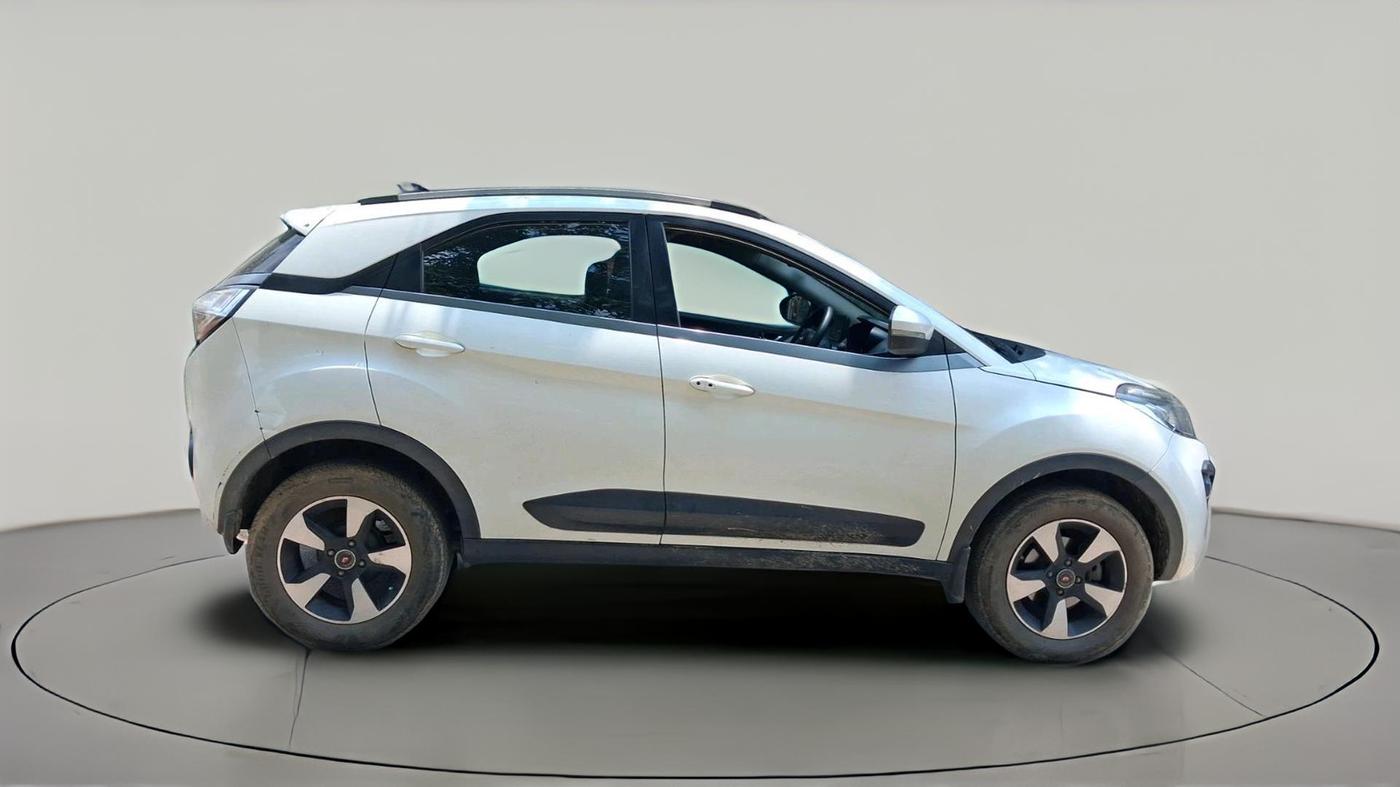 2018 Tata NEXON XZ PLUS PETROL, Petrol, Manual, 1,25,873 km, exterior