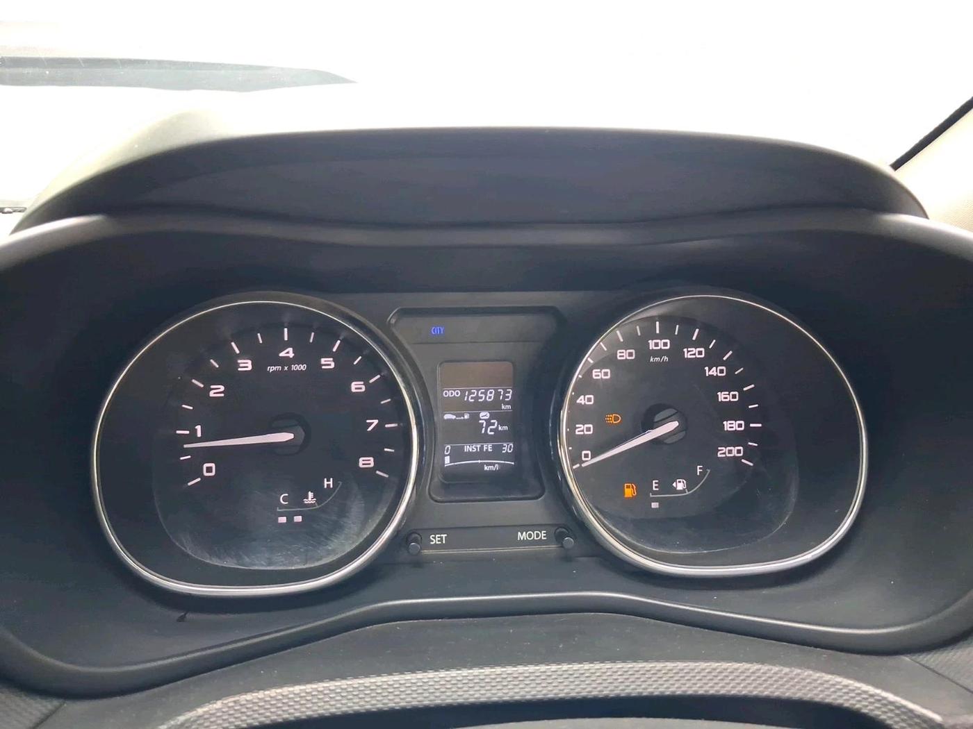 2018 Tata NEXON XZ PLUS PETROL, Petrol, Manual, 1,25,873 km, interior