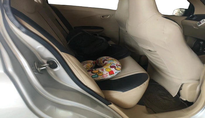 2015 Honda Amaze 1.2L I-VTEC S, Petrol, Manual, 1,02,145 km, interior