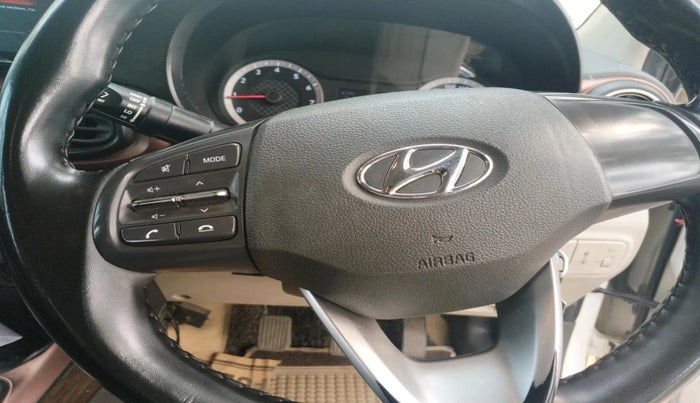 2022 Hyundai AURA S 1.2 CNG, CNG, Manual, 71,103 km, interior