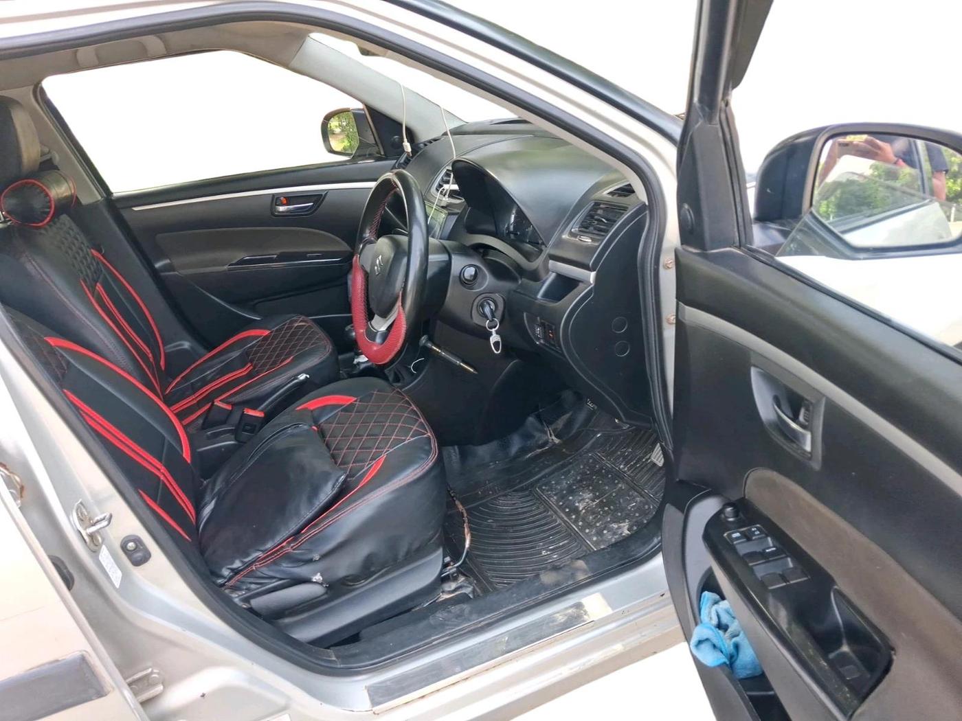 2014 Maruti Swift VXI, CNG, Manual, 1,21,293 km, interior