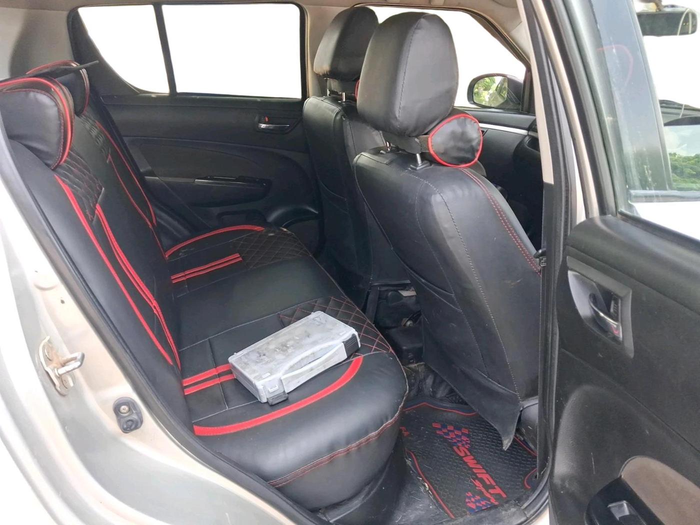 2014 Maruti Swift VXI, CNG, Manual, 1,21,293 km, interior