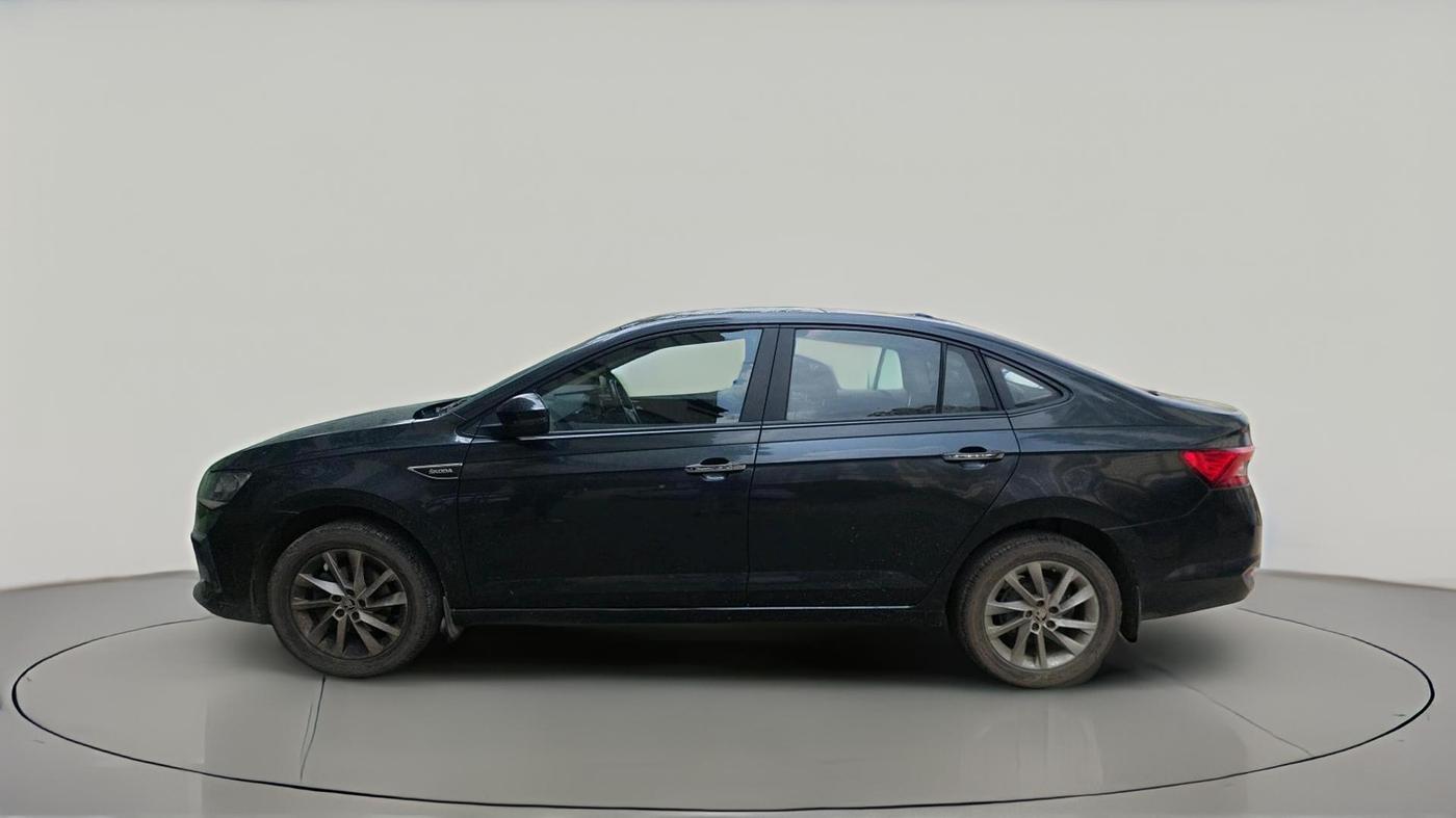 2022 Skoda SLAVIA AMBITION 1.0L TSI MT, Petrol, Manual, 95,430 km, exterior