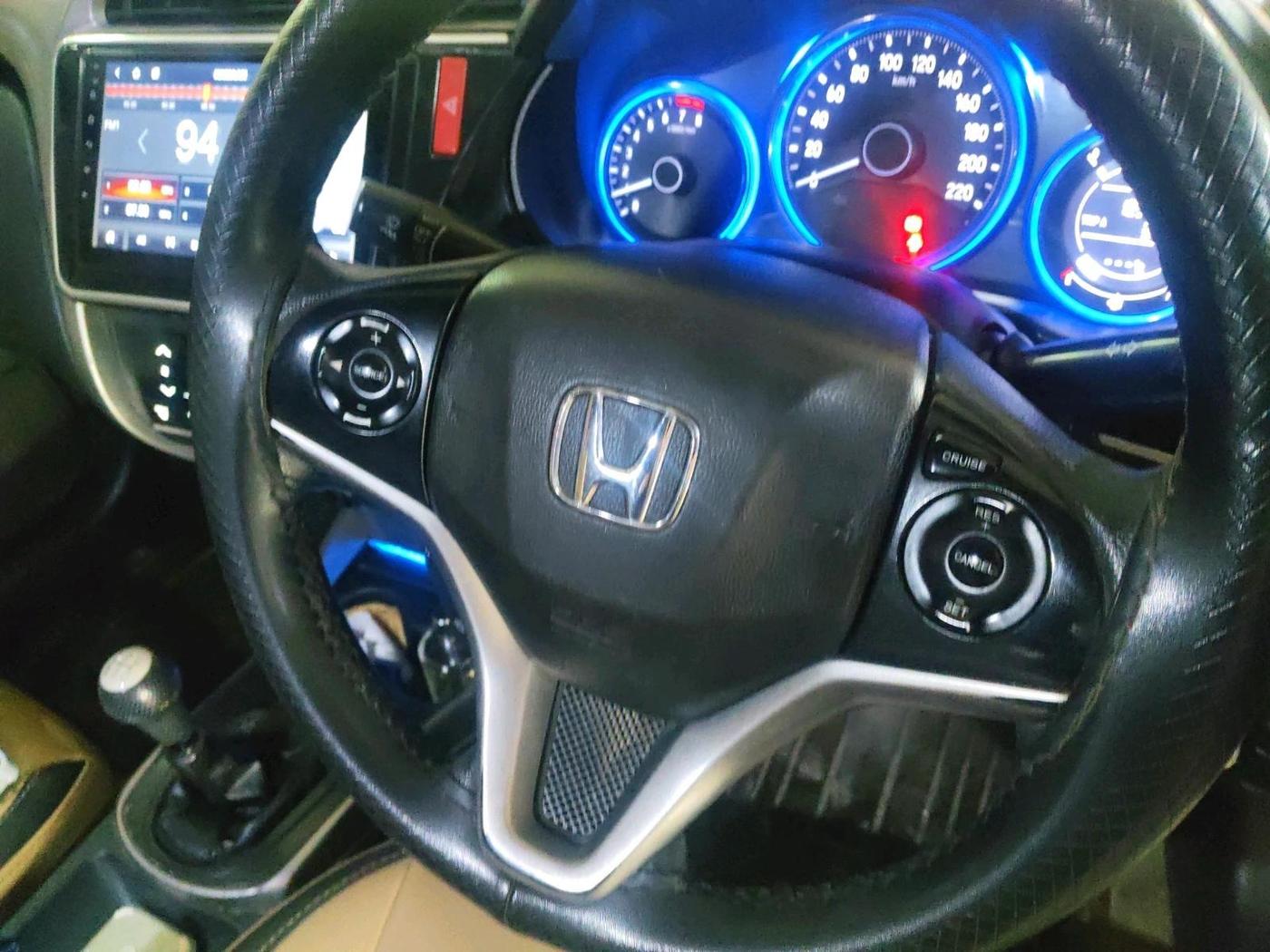2015 Honda City 1.5L I-VTEC SV, CNG, Manual, 1,29,185 km, interior