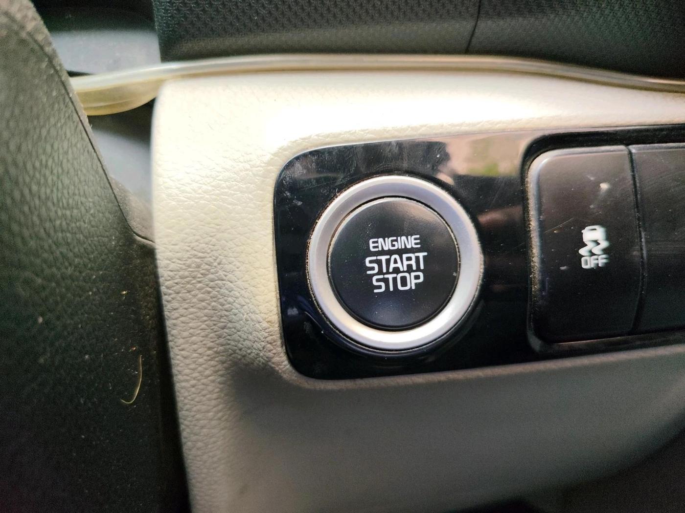 2022 KIA SONET HTX 1.5 AT, Diesel, Automatic, 83,144 km, interior