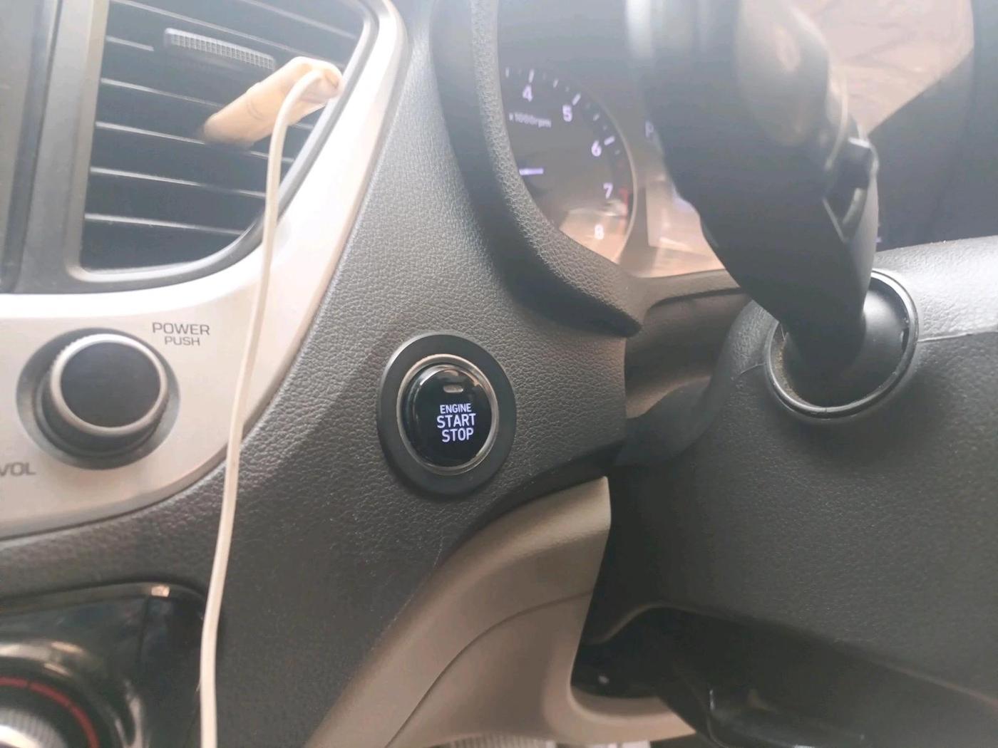 2018 Hyundai Verna 1.6 VTVT SX (O) AT, CNG, Automatic, 1,29,848 km, interior