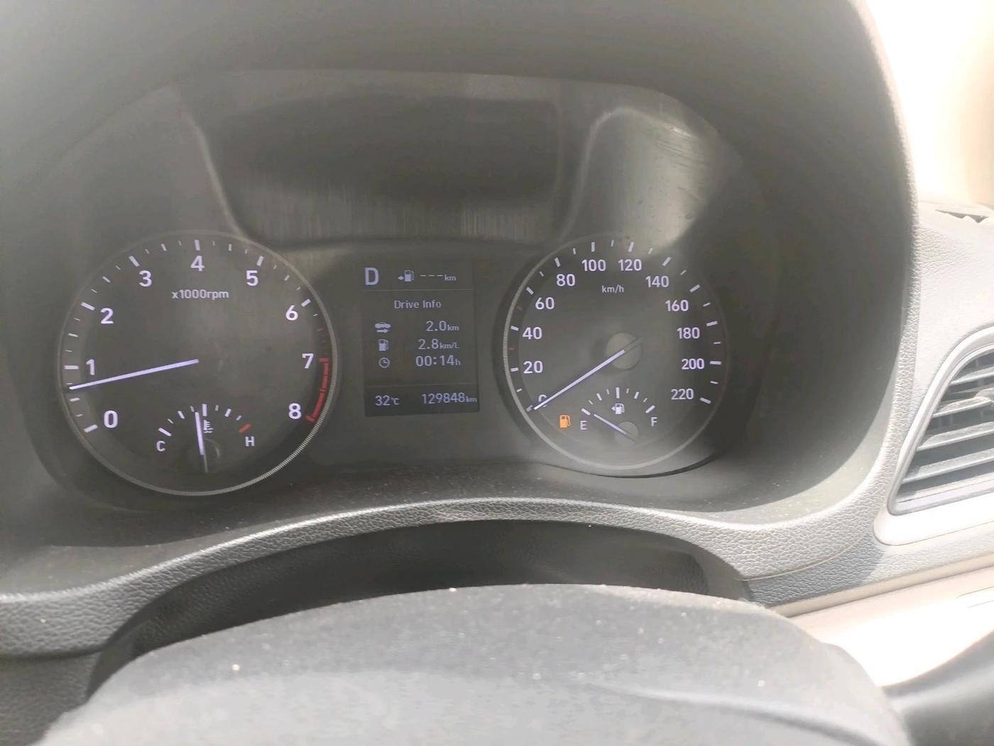 2018 Hyundai Verna 1.6 VTVT SX (O) AT, CNG, Automatic, 1,29,848 km, interior