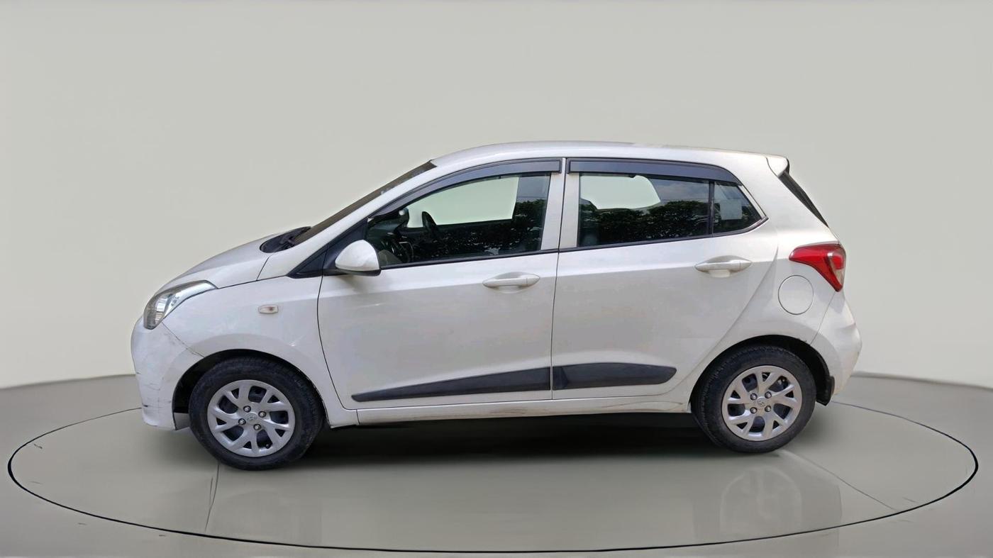 2017 Hyundai Grand i10 SPORTZ 1.2 KAPPA VTVT, Petrol, Manual, 89,480 km, exterior