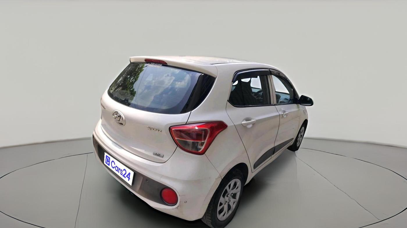 2017 Hyundai Grand i10 SPORTZ 1.2 KAPPA VTVT, Petrol, Manual, 89,480 km, exterior