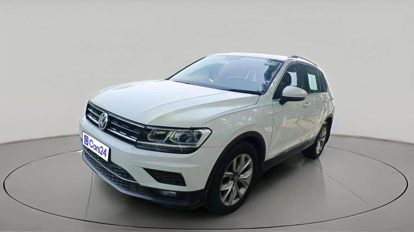 2017 Volkswagen TIGUAN HIGHLINE TDI AT, Diesel, Automatic, 1,58,081 km, exterior