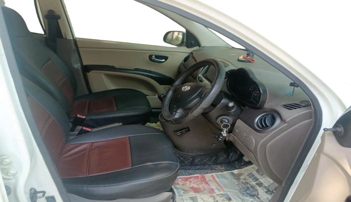 2011 Hyundai i10 MAGNA 1.1, Petrol, Manual, 83,725 km, interior
