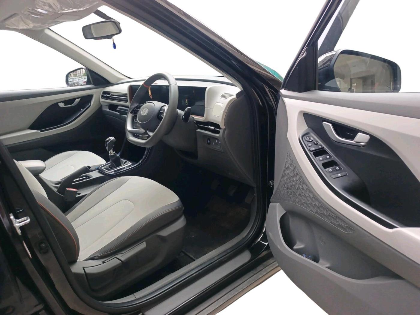 2026 Hyundai Creta SX 1.5 PETROL, Petrol, Manual, 4,266 km, interior