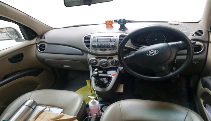 2011 Hyundai i10 ERA 1.1, CNG, Manual, 99,215 km, interior