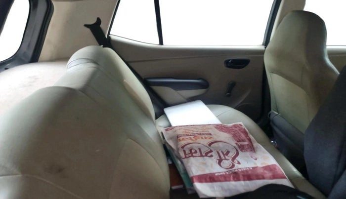 2011 Hyundai i10 ERA 1.1, CNG, Manual, 99,215 km, interior