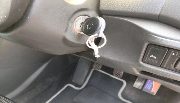 2016 Maruti Vitara Brezza VDI (O), Diesel, Manual, 1,43,181 km, interior