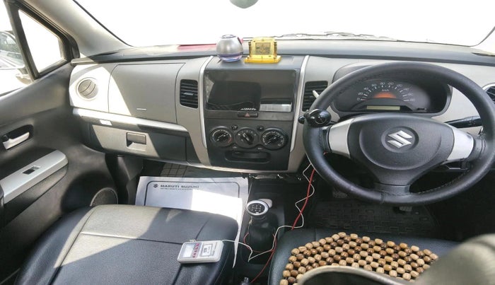 2016 Maruti Wagon R 1.0 LXI, Petrol, Manual, 1,10,915 km, interior