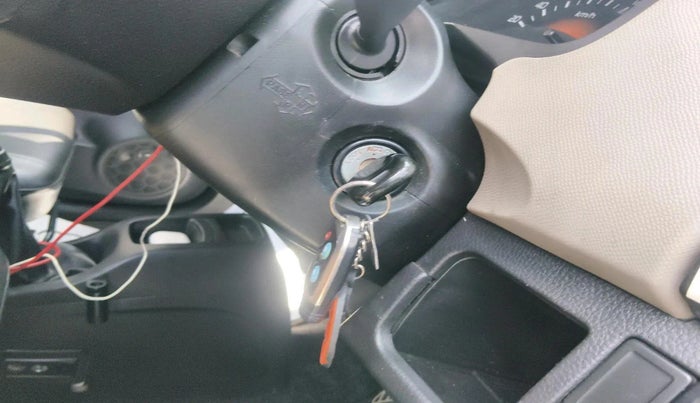 2016 Maruti Wagon R 1.0 LXI, Petrol, Manual, 1,10,915 km, interior