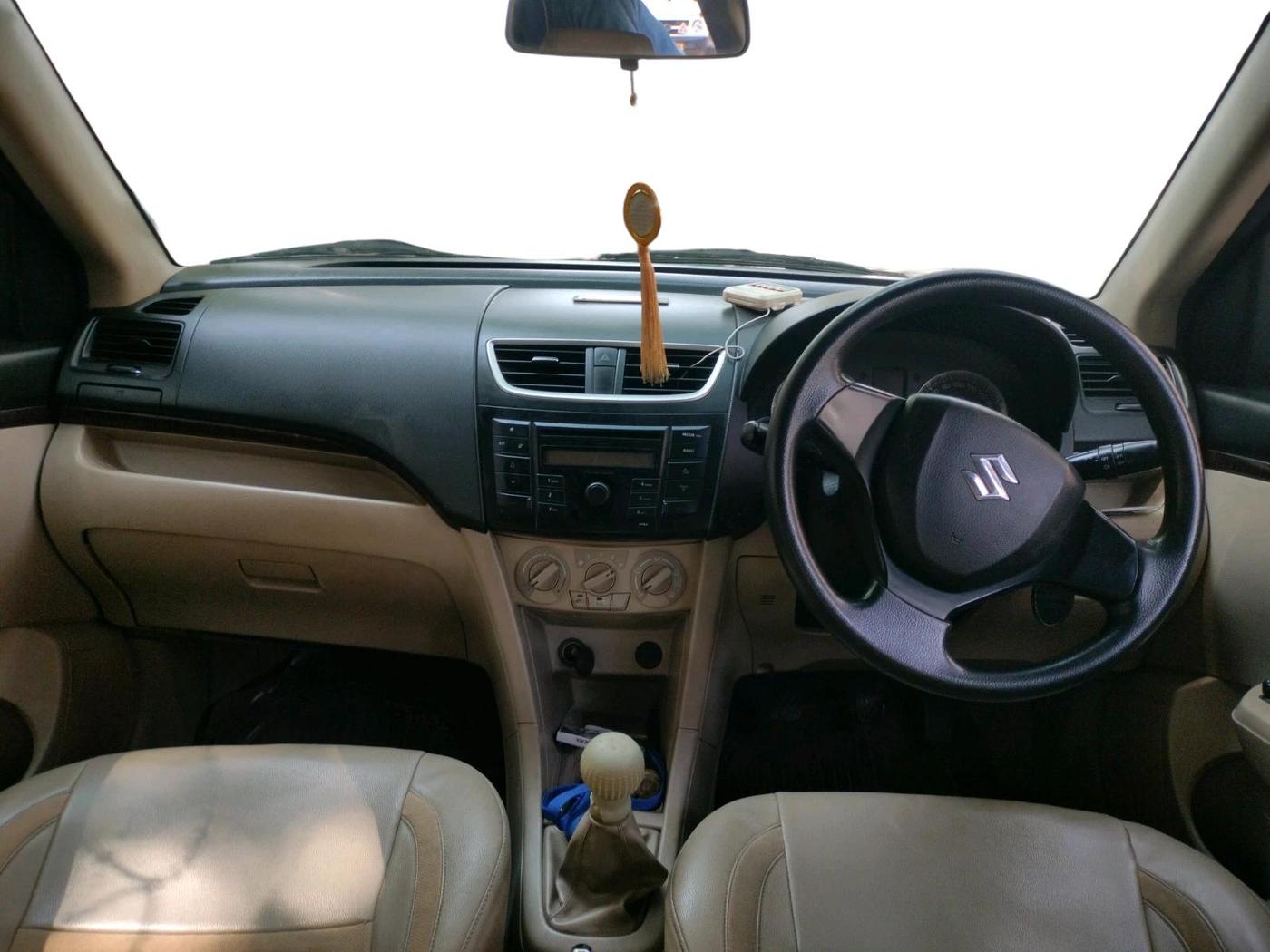 2012 Maruti Swift Dzire VXI, CNG, Manual, 1,52,371 km, interior