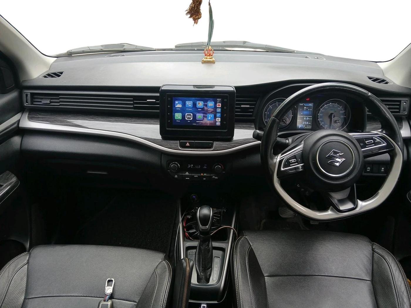 2021 Maruti XL6 ALPHA AT, Petrol, Automatic, 1,61,665 km, interior