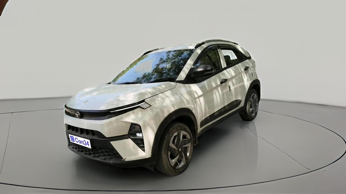 2025 Tata NEXON Smart CNG, CNG, Manual, 16,769 km, exterior