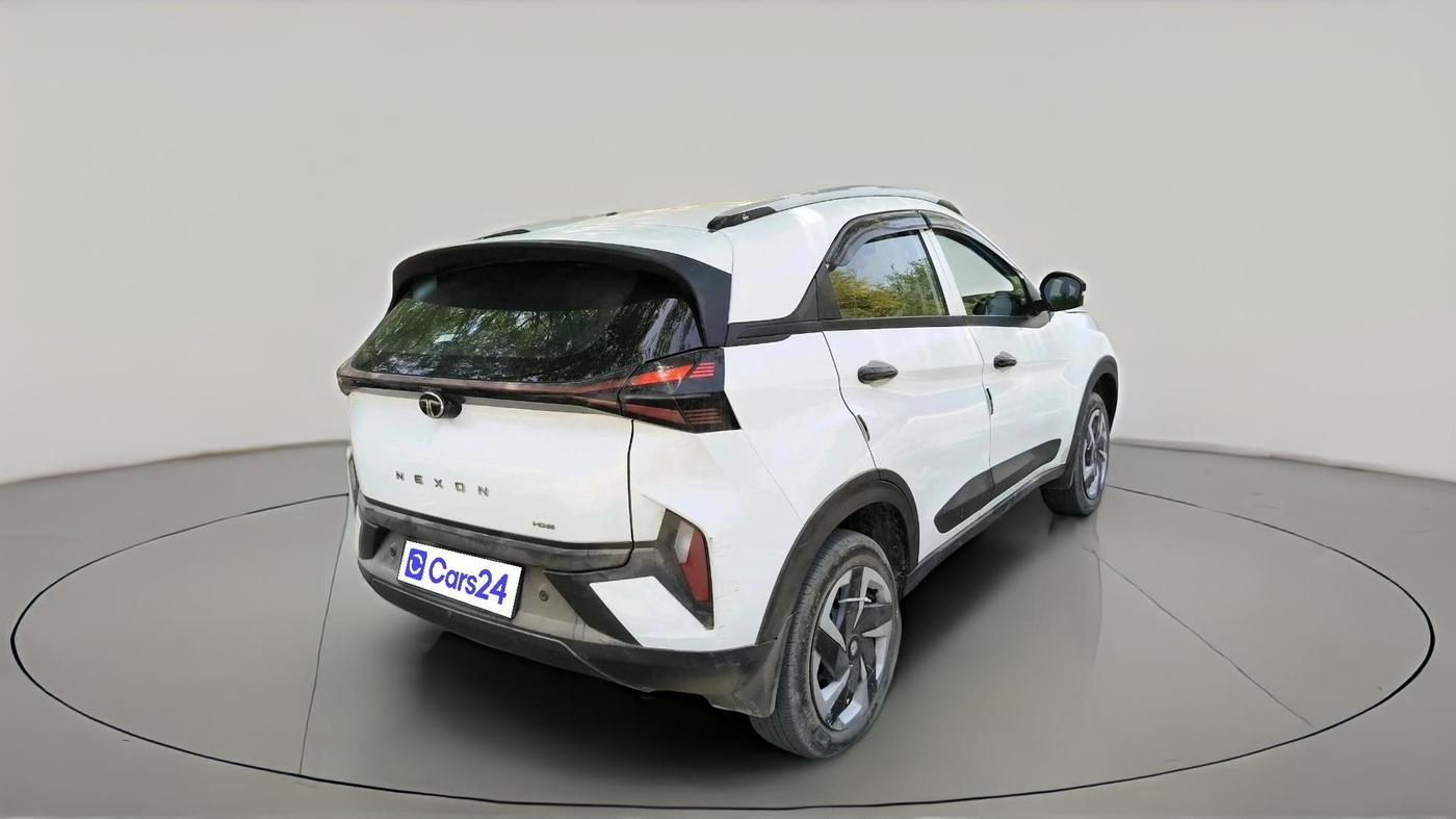 2025 Tata NEXON Smart CNG, CNG, Manual, 16,769 km, exterior