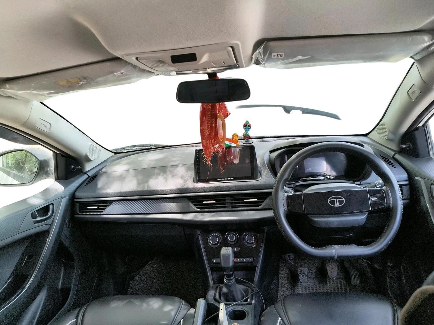 2025 Tata NEXON Smart CNG, CNG, Manual, 16,769 km, interior