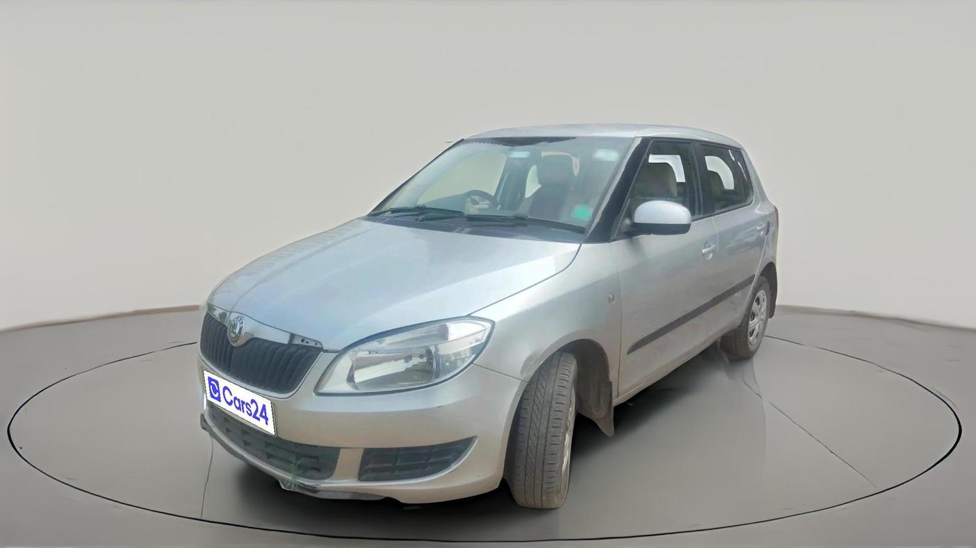 2011 Skoda Fabia AMBITION PLUS 1.2 MPI, Petrol, Manual, 25,500 km, exterior