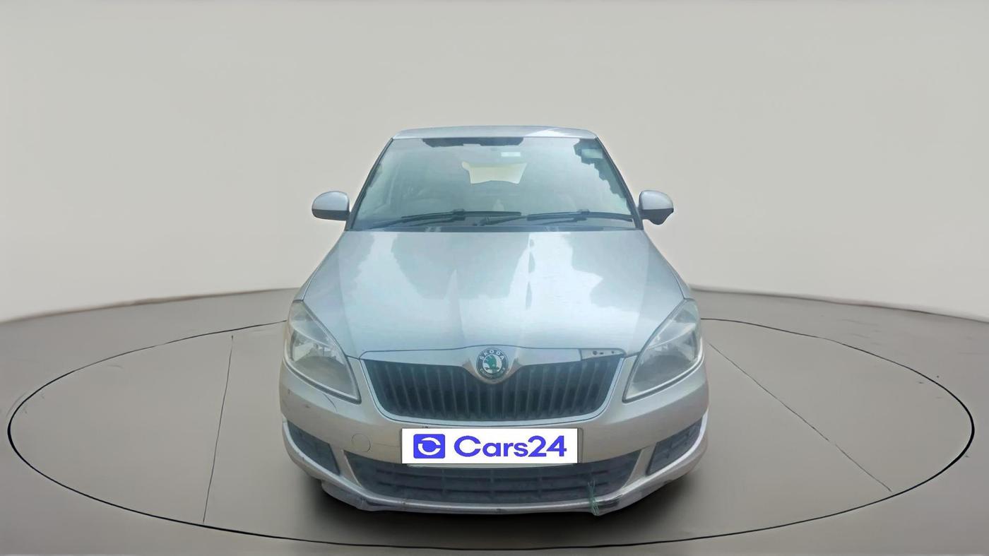 2011 Skoda Fabia AMBITION PLUS 1.2 MPI, Petrol, Manual, 25,500 km, exterior