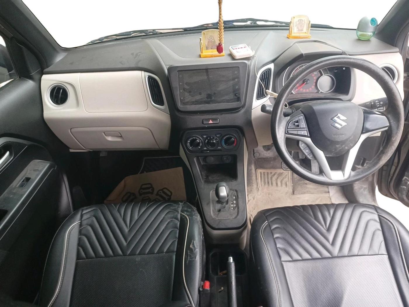 2019 Maruti New Wagon-R ZXI 1.2 AMT, Petrol, Automatic, 31,582 km, interior