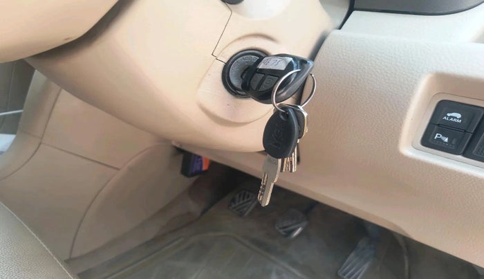 2016 Maruti Ertiga VXI CNG, CNG, Manual, 1,24,390 km, interior