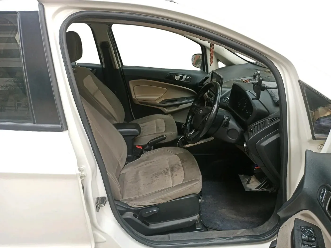 2021 Ford Ecosport TITANIUM 1.5L PETROL, Petrol, Manual, 1,68,206 km, interior