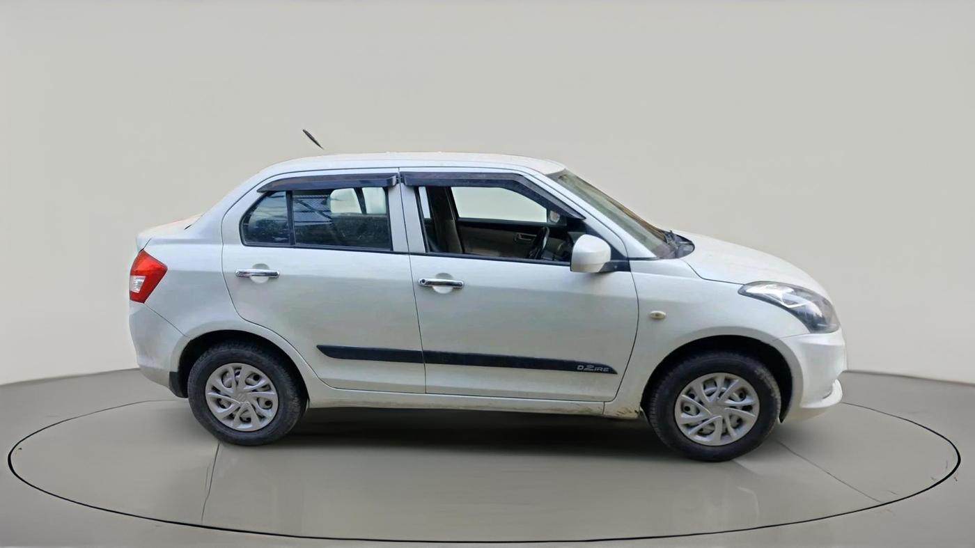 2020 Maruti Dzire LXI, CNG, Manual, 99,916 km, exterior