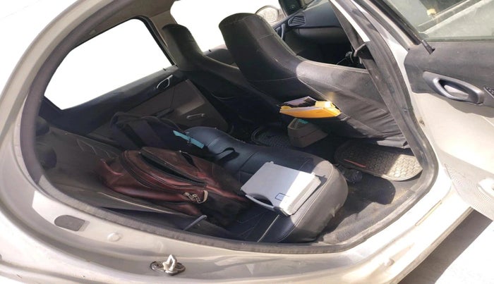 2017 Tata Tiago XE DIESEL, Diesel, Manual, 1,52,525 km, interior