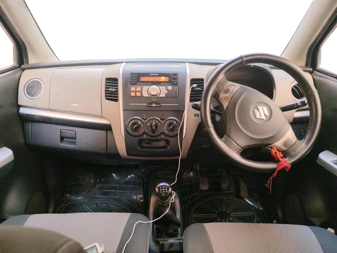2014 Maruti Wagon R 1.0 LXI CNG, CNG, Manual, 1,61,485 km, interior