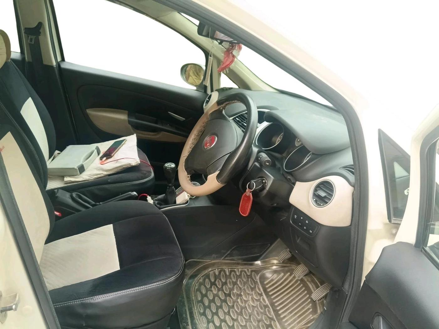 2016 Fiat Punto EVO ACTIVE 1.3 MULTIJET, Diesel, Manual, 78,718 km, interior