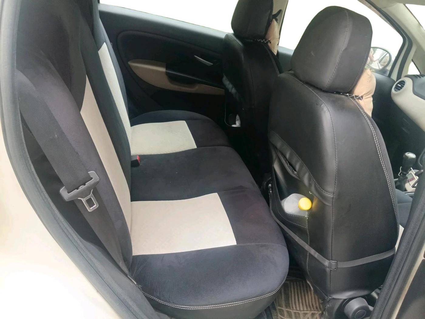 2016 Fiat Punto EVO ACTIVE 1.3 MULTIJET, Diesel, Manual, 78,718 km, interior